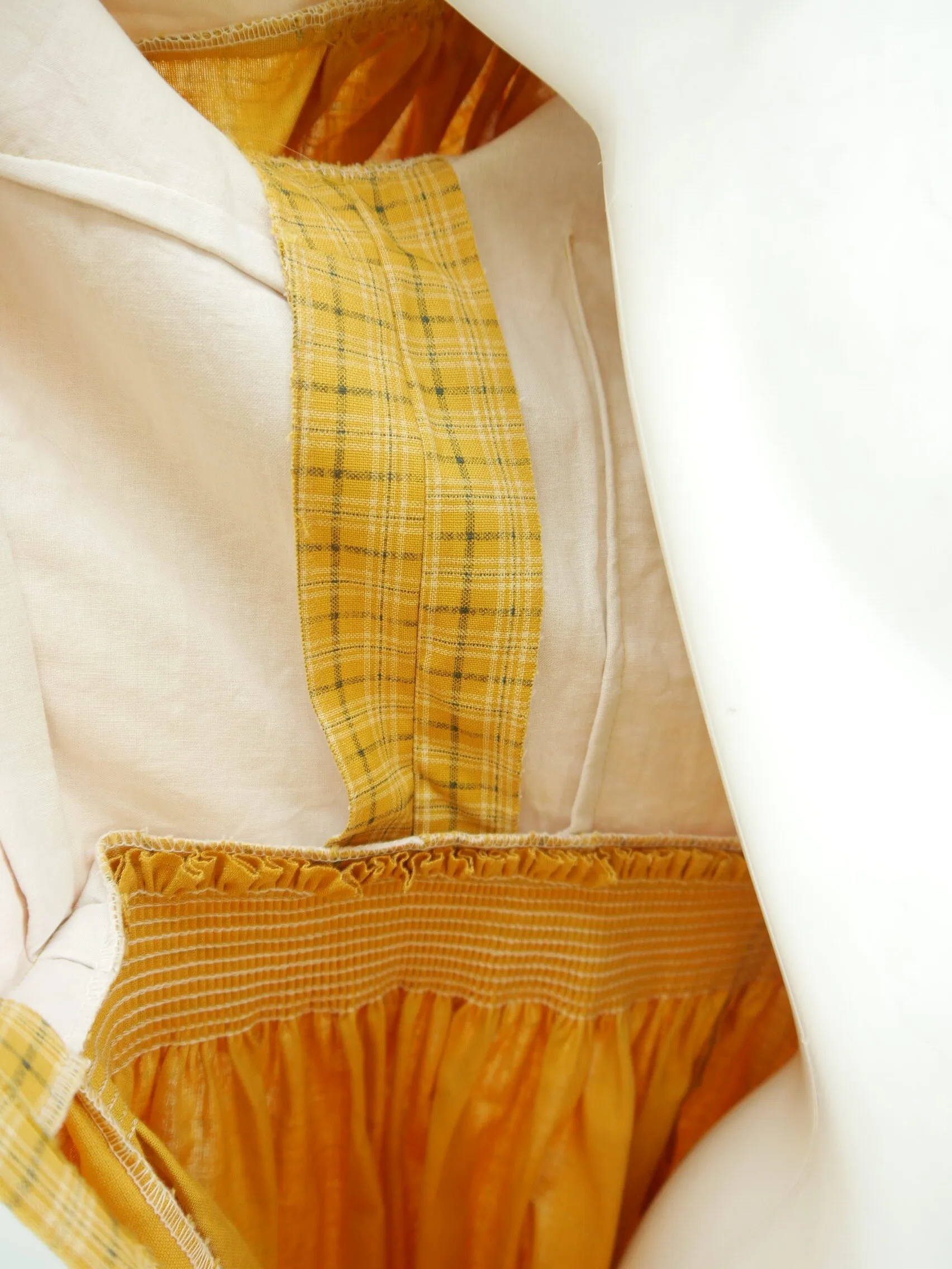 Wunderschön gelb kariert Baumwolle mit Spitze hammer Dirndl mit Schürze Gr.34